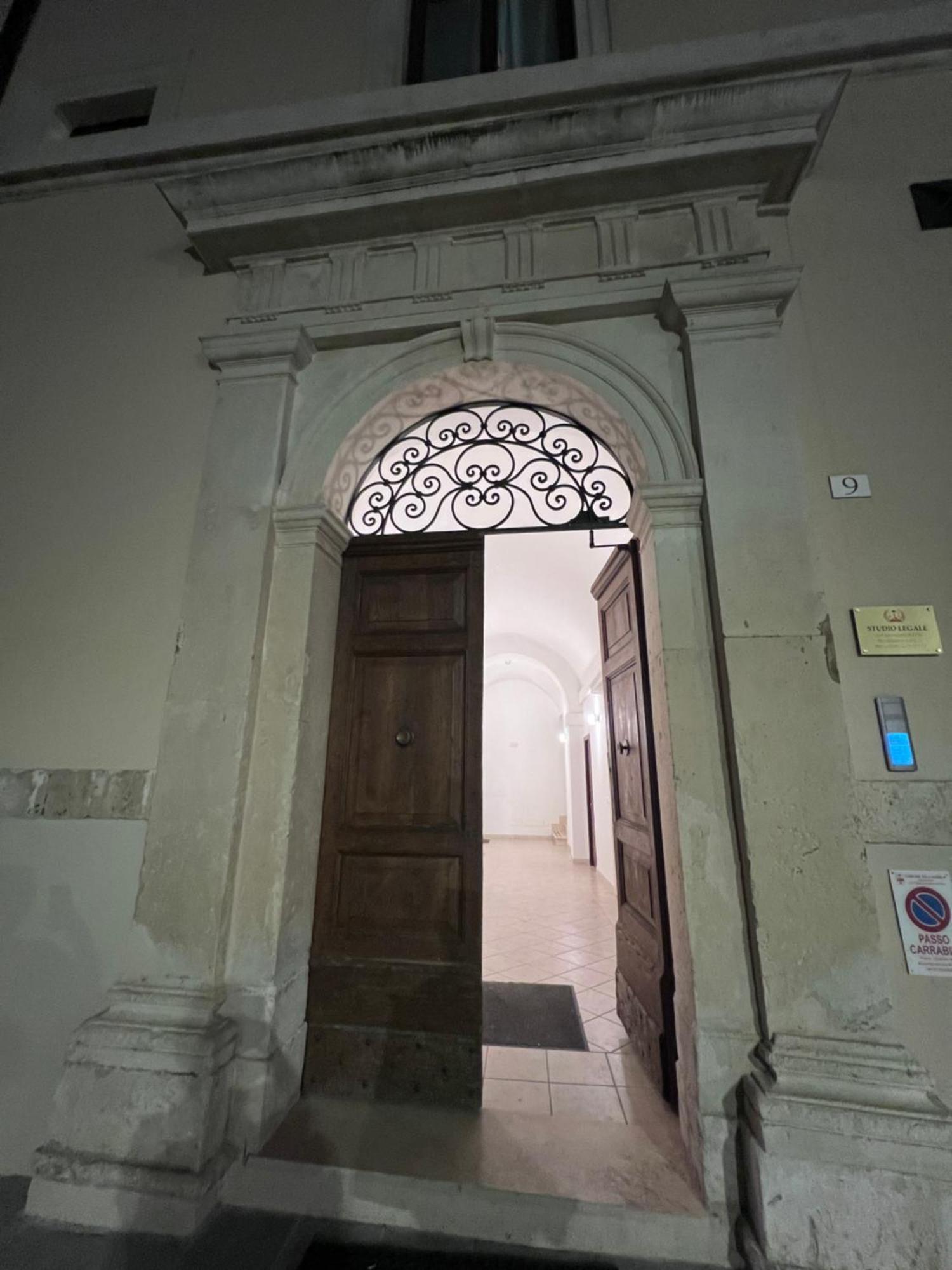 Vadolibera House Apartamento LʼAquila Exterior foto